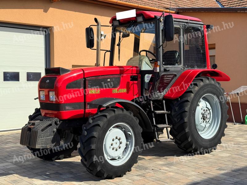 Belarus MTZ 920.3 traktor
