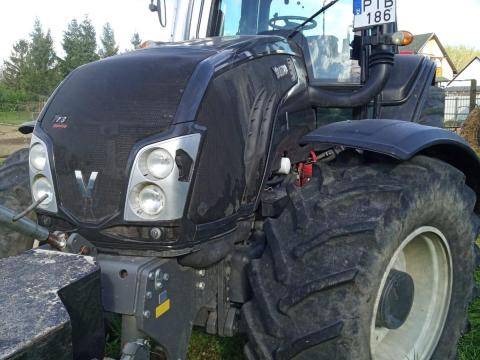 Valtra T153H Unlimited eladó Mezőlakon Valtra T153H Unlimited eladó Mezőlakon