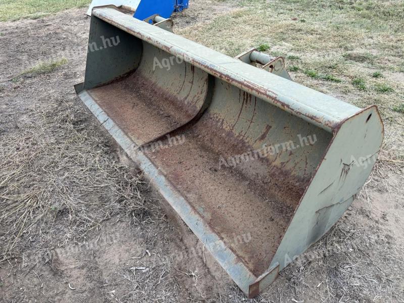 Mailleux BR225 homlokrakodó kanál eladó