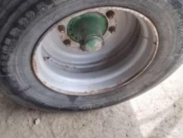 Kamion kerekek,  8 lyukas,  HW80 11 és T088 alá,  eladó jó állapotban,  385/65 R 22,5