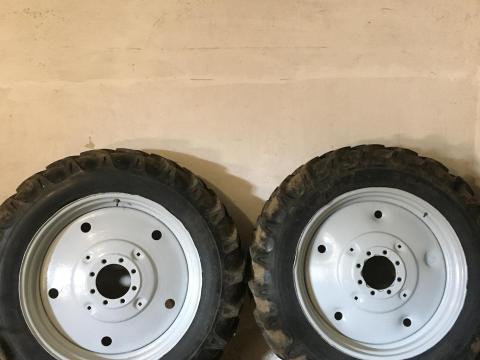 Eladó MTZ hátsó kerékpár 13,6 R38 Eladó MTZ hátsó kerékpár 13,6 R38