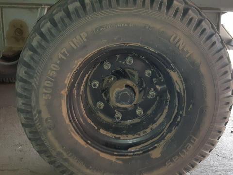 500/50r17 gumi felnivel együtt eladó 500/50r17 gumi felnivel együtt eladó