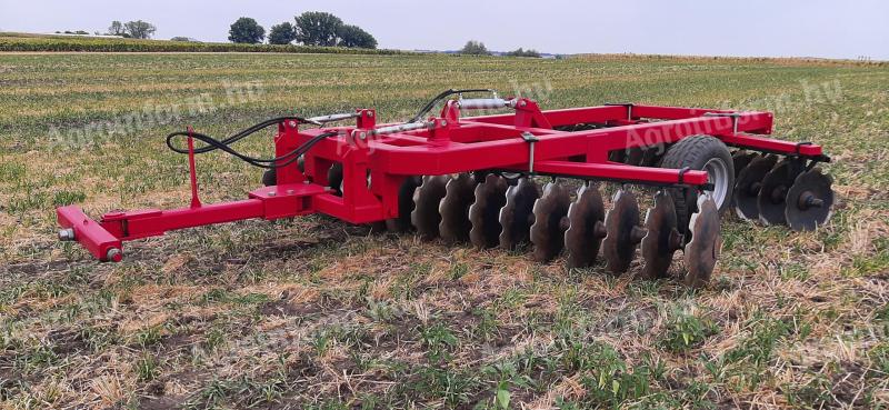 V-Tárcsa eladó 3,6m szélességgel, V-Agro gyártmány