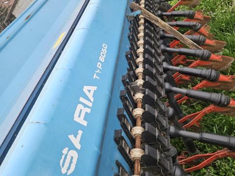 Isaria 6050 vetőgép gépkönyvvel eladó Isaria 6050 vetőgép gépkönyvvel eladó