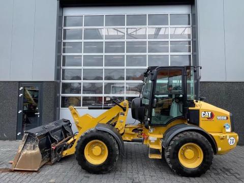 Caterpillar 908M / 2021 / 963 üzemóra / Lízing 20%-tól Caterpillar 908M / 2021 / 963 üzemóra / Lízing 20%-tól