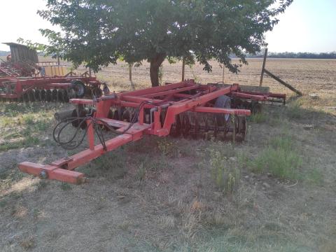 Metalwolf tárcsa eladó 4 méteres és 3,2 méteres kivitelben Metalwolf tárcsa eladó 4 méteres és 3,2 méteres kivitelben