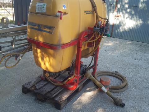 GAMBETTIBARRE Függesztett permetező-600l GAMBETTIBARRE Függesztett permetező-600l