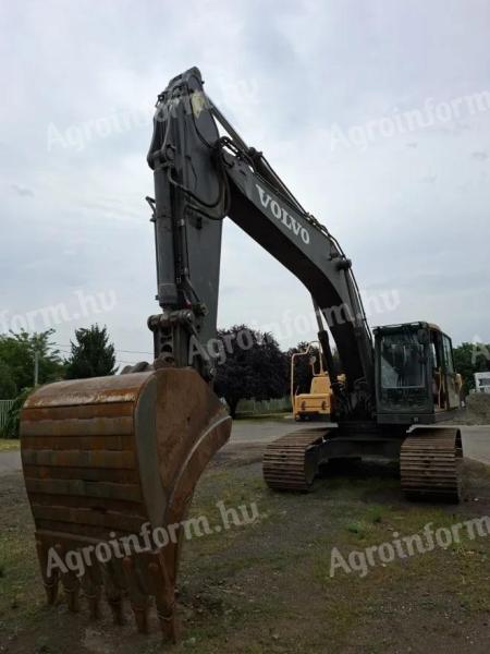 Volvo EC290CNL lánctalpas kotró eladó