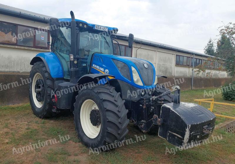 NEW HOLLAND T7.230