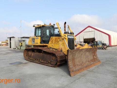 Komatsu D65 PX-18 buldózer – 2017 – Jó állapotban Komatsu D65 PX-18 buldózer – 2017 – Jó állapotban