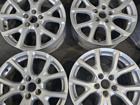 5x110 7x17 ET41 65 agy CHRYSLER gyári alufelni akció 5x110 7x17 ET41 65 agy CHRYSLER gyári alufelni akció
