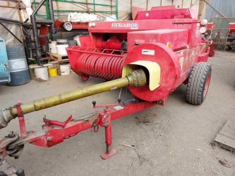 Kockabálázó Famarol kisbálázó eladó