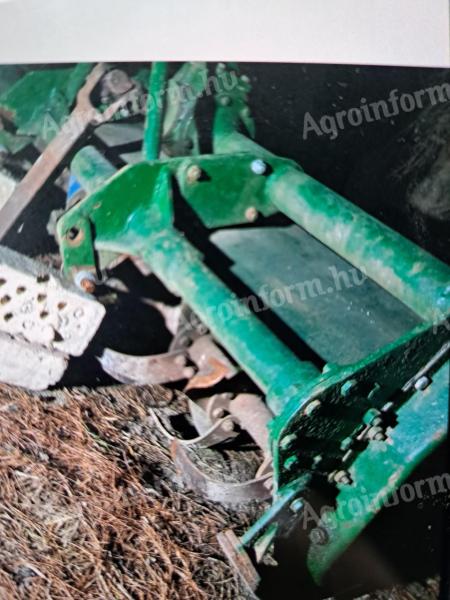 Bolgár talajmaró tartalék késekkel eladó