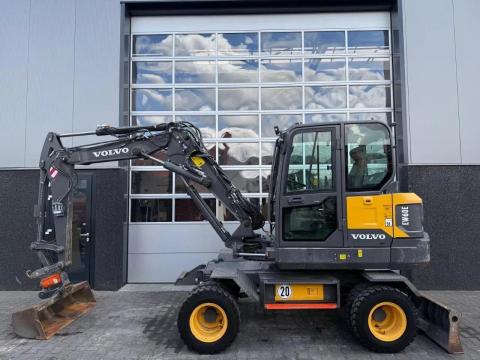Volvo EW60E / A/C / 2021 / 4 015 üzemóra / Lízing 20%-tól