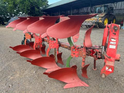 Vogel-Noot XM 950 4 fejes függesztett váltvaforgató eke eladó