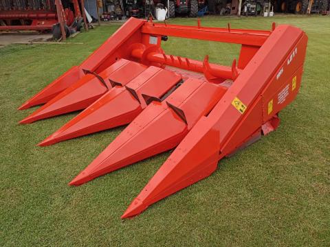 Oros 4011 SA hátsószárzúzós 4 soros kukorica adapter Oros 4011 SA hátsószárzúzós 4 soros kukorica adapter