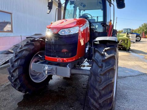 Massey Ferguson 5711M Massey Ferguson 5711M
