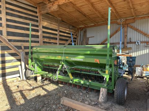 Amazone D9 4 méteres gabonavetőgép eladó Amazone D9 4 méteres gabonavetőgép eladó