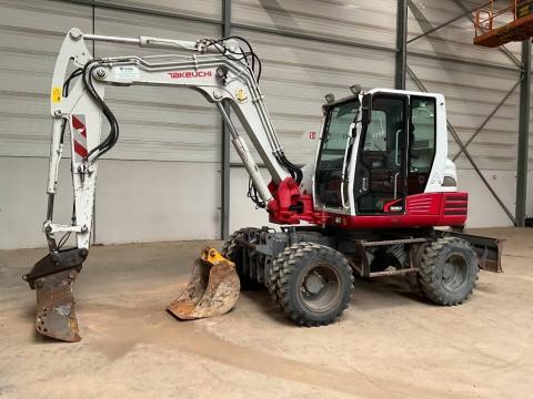 Takeuchi TB 295 W / 2014 / 10 229 üzemóra / Lízing 20%-tól