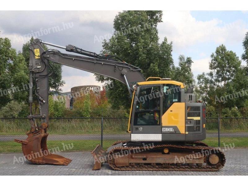 Volvo ECR 145 EL / 2016 / 13 450 üzemóra / Lízing 20%-tól