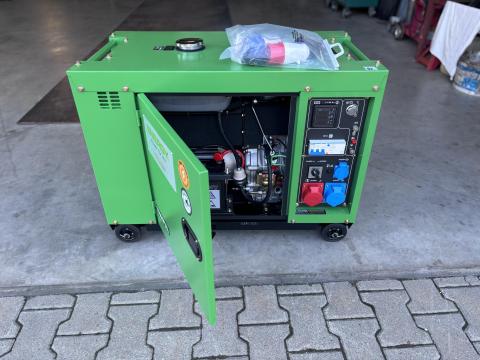 Új Dízel aggregátor Thunder T9000 Full 7.5kVA (6kW) Új Dízel aggregátor Thunder T9000 Full 7.5kVA (6kW)