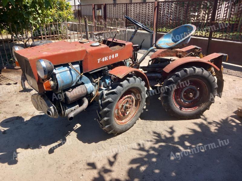 Kerti traktor TZ4K MT8 mezőgazdasági gép eladó