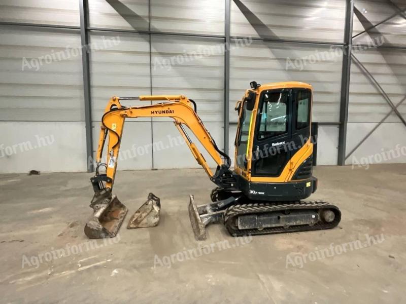 Hyundai Robex 30 Z-9 AK / 2021 / 2 273 üzemóra / Lízing 20%-tól