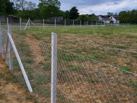 Betonoszlop a gyártótól !!! Drótfonat - vadháló - drótháló - kerítéspanel - táblás kerítés panel - oszlop - kapu Betonoszlop a gyártótól !!! Drótfonat - vadháló - drótháló - kerítéspanel - táblás kerítés panel - oszlop - kapu