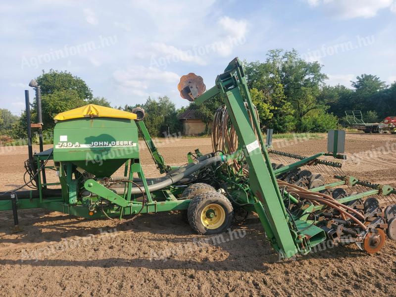 John Deere 740A vetőgép eladó – 6 méteres munkaszélességgel
