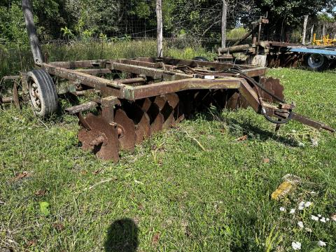 Eladó 3.2 X könnyű tárcsa jó állapotban Eladó 3.2 X könnyű tárcsa jó állapotban