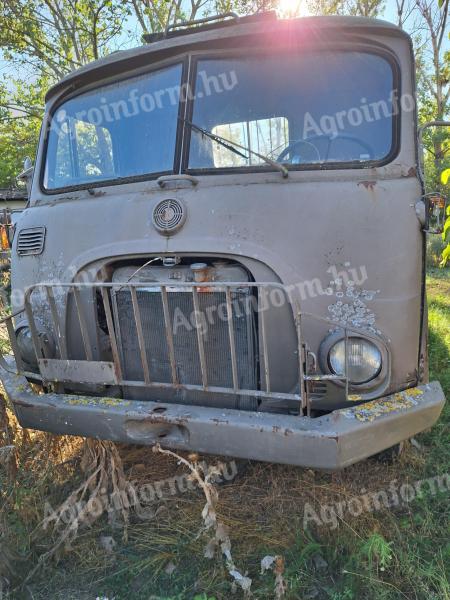 Steyr 680 4x4 eladó erdészeti teherautó