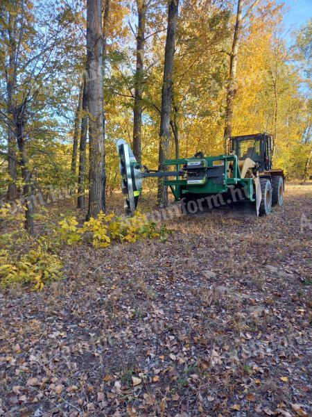 GreenTec LRS 2402 gépi tárcsás ágvágó bérlése erdészeti, mezőgazdasági utak melletti belógó ágak, gyümölcsösök és közterületek karbantartásához