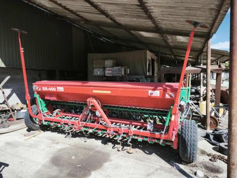 AGRO MASZ SR400 vetőgép + aprómag vetőelem AGRO MASZ SR400 vetőgép + aprómag vetőelem