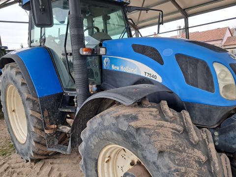 New Holland traktor New Holland traktor