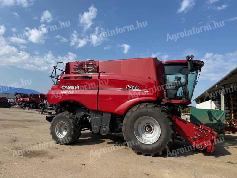 Case IH 8250 HC kombájn eladó, kiváló állapotban
