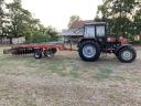 MTZ 820.2 traktor eladó, piros rendszám, 2006, kitűnő állapotban