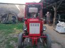 T25 traktor