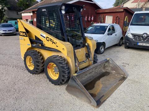 Gehl R190 3,1 tonnás rakodógép, 1 118 üzemórával eladó Gehl R190 3,1 tonnás rakodógép, 1 118 üzemórával eladó