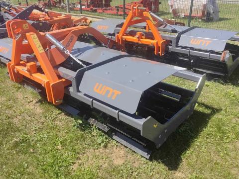 MANDAM WN Tandem aprítóhengerek akcióban MANDAM WN Tandem aprítóhengerek akcióban