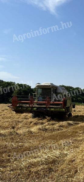 Claas Dominator 76