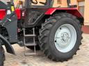 Belarus MTZ 892.2 traktor ÚJ BlackBull homlokrakodóval