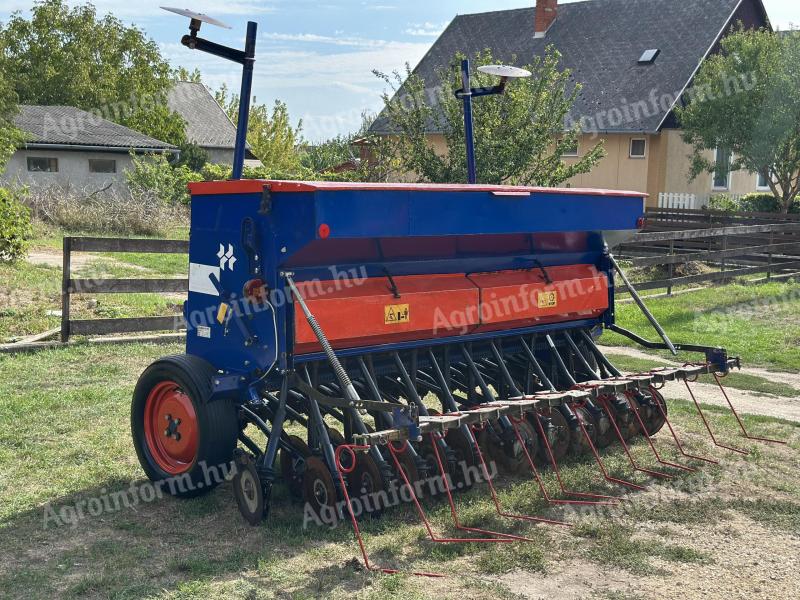 NORDSTEN NS 1030 tárcsás gabonavetőgép