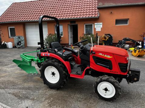 LAND X 2501 traktor ÚJ LAND X 2501 traktor ÚJ