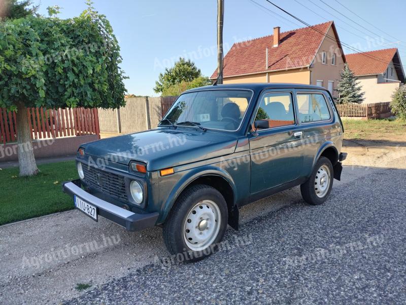 Lada Niva 2121-4