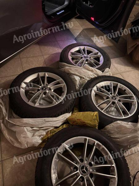4 db eredeti gyári Mercedes alufelni téli gumival eladó