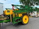 John Deere 632 vontatott szántóföldi permetező hamarosan érkezik