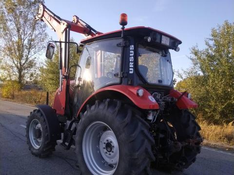 Ursus C 380 homlokrakodós traktor Ursus C 380 homlokrakodós traktor