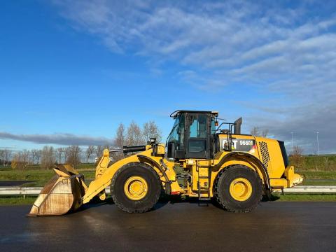Caterpillar 966M / 2015 / 14 935 üzemóra / Lízing 20%-tól