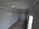 Eladó új konténer – 2,4 m x 6 m x 2,5 m – villanyszerelve,  PVC padlóval