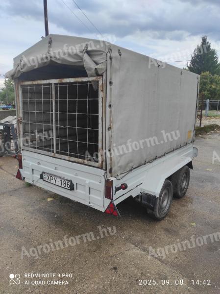 Eladó laprugós,  ráfutófékes utánfutó 2000kg össztömeggel